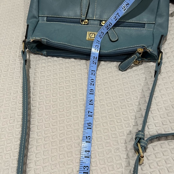 Stone Mountain Shoulder Handbag - Picture 5 of 12